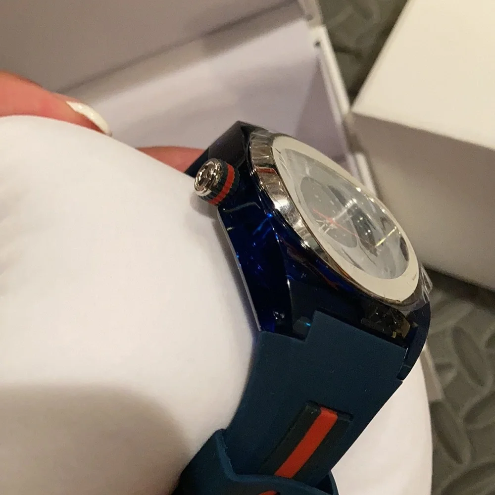 NWT blue Gucci sync unisex watch - Picture 6 of 11